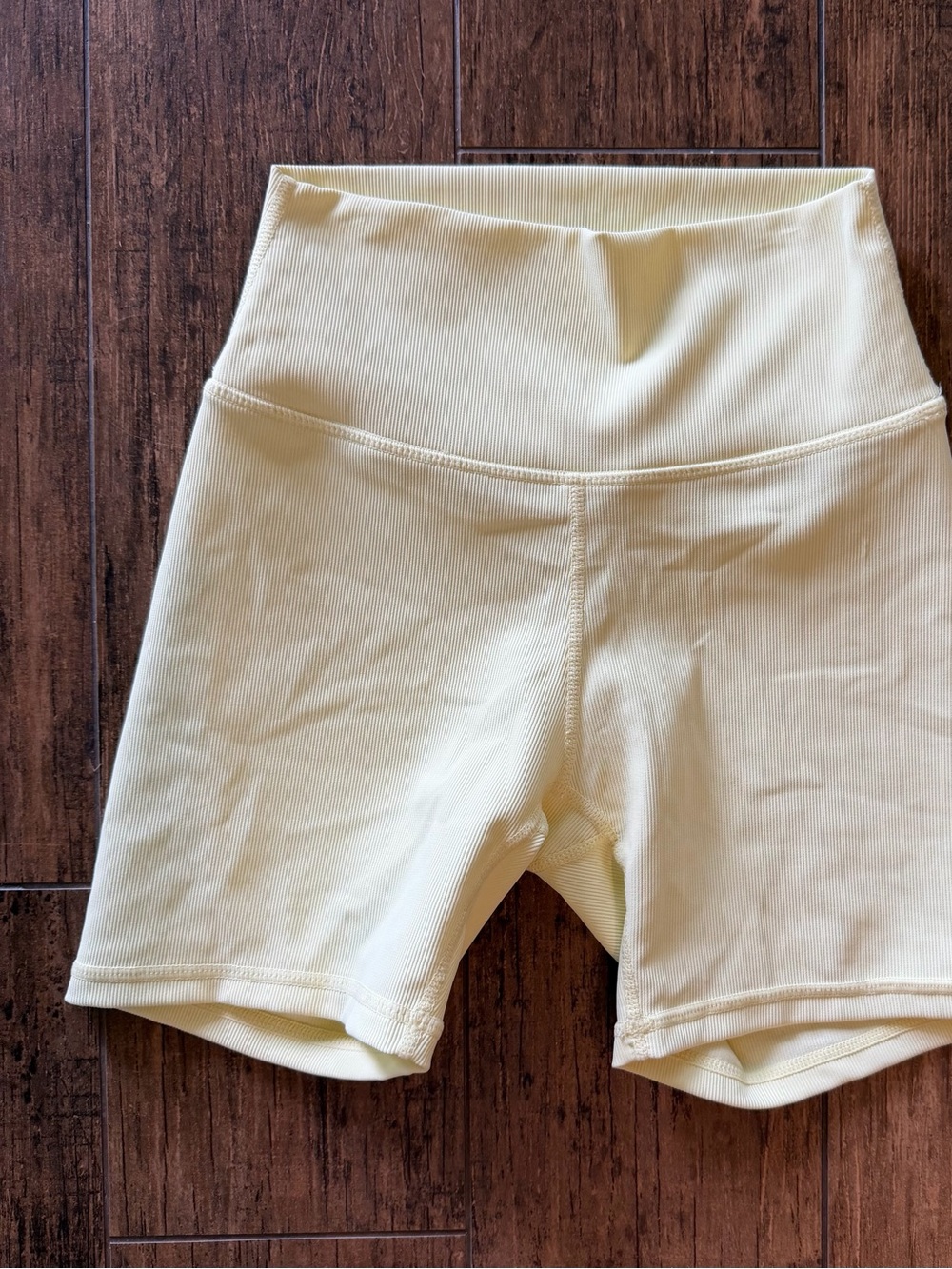 Wilo The Label biker shorts yellow XS